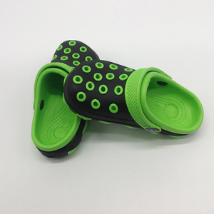 Chino sandalias niños zapatos para caminar plataforma de plástico LUGAR DE zuecos - Product Image 3