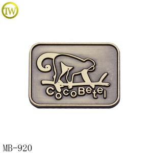 Étiquettes de marque de flacon de parfum personnalisées Etiquette de logo en métal gravé en cuivre antique pour meubles - Product Image 5