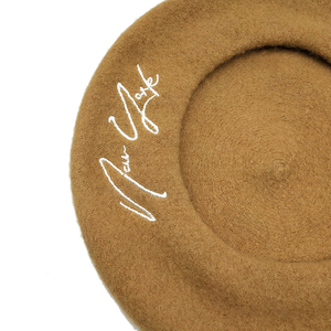 Personal isierte Anpassung Gestickte Baskenmützen Benutzer definiertes Logo Baskenmütze Designer Hüte Kostenloses Design Schnelle Probe 70 Farbe Fertig Lager - Product Image 6