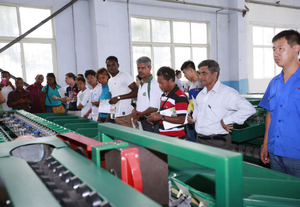 Trieur de <span class=keywords><strong>poids</strong></span> de sortie d'usine pour <span class=keywords><strong>kiwi</strong></span>, pomme, tomate, fruit du dragon, grenade, noix, fruits à huile, etc. JZW-1500g - Product Image 3