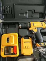 Perceuse sans fil 24V Lithium(Li-ion) de haute qualité, perceuse à piles deux batteries