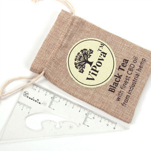 Piccola borsa personalizzata in juta con coulisse confezione tessile per regali - Product Image 2
