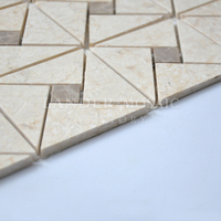 Mosaïque de marbre beige égyptien poli en forme de triangle pour cuisine