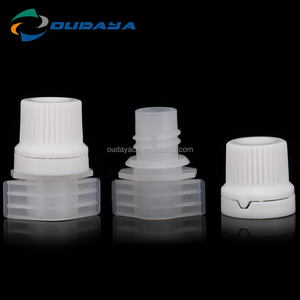 Fabricant chinois de becs verseurs en plastique avec bouchon pour bouteilles, design anti-fuite, taille et couleur personnalisables, marque Oudaya - Product Image 2