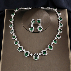RAKOL SP018 Juego de Joyería de Lujo con Collar y Aretes con Cristales Redondos Grandes de Circonita Cúbica, Bañado en Rodio, con Forma de Flor de <span class=keywords><strong>Mona</strong></span> Lisa, para Regalo - Product Image 5