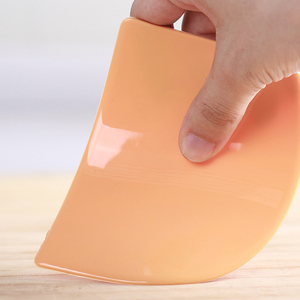 Bakest Offre Spéciale Outil De Cuisson Grattoir En Plastique De Silicone Souple Pour Toux Fromage Gâteau Coupeur De Pâte À Toux - Product Image 3