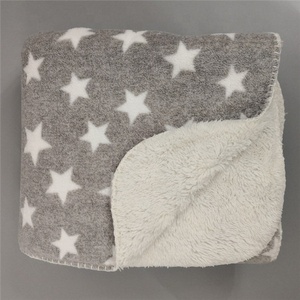 Personalizzato <span class=keywords><strong>Stella</strong></span> Design Super Morbido Peluche Del Bambino Coperta In Pile <span class=keywords><strong>Polare</strong></span> LOGO Personalizzato Infante Appena Nato Bambini Cute Del Bambino Coperta di Flanella - Product Image 1
