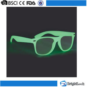 Glow In The Dark Frame Logotipo Personalizado Óculos CE UV400 óculos de Sol Brilham No Escuro, Night Club óculos - Product Image 5