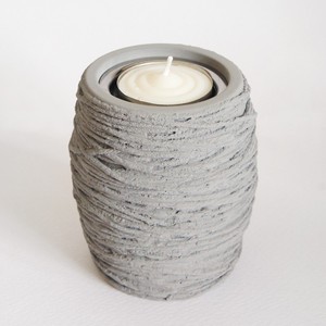 <b>Black</b> concrete cylinder yarn tealight <b>holder</b> - Product Image 2