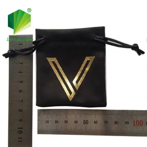 Siyah özel kadife takı hediye paketleme torbası çantası Logo baskılı kozmetik kapları