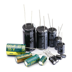Nuovo 200 v 33 uf 10*16mm <span class=keywords><strong>Condensatore</strong></span> <span class=keywords><strong>Elettrolitico</strong></span> di Alluminio 105 Gradi Radiale 200 v/33 uf - Product Image 1