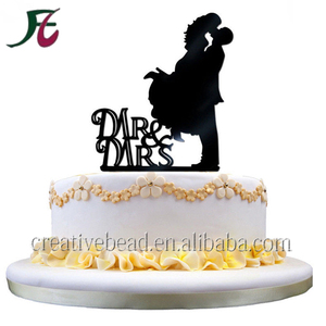 Décoration de gâteau de mariage personnalisée en forme de silhouette de baiser, mariée et marié, topper de gâteau en acrylique - Product Image 4