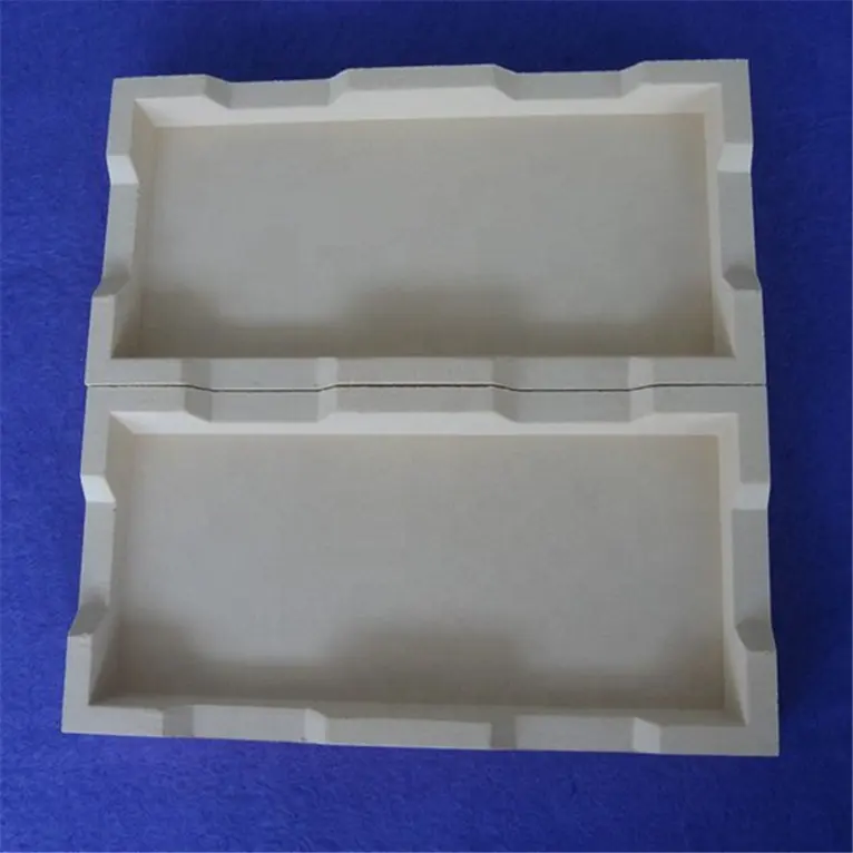 Diversi tipi di ZrO2 zirconia ceramica refrattaria crogiolo di seggar per la ceramica forno