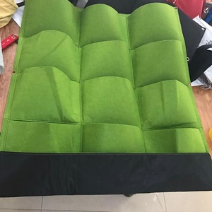 Fioriera da Parete in Feltro con 56 Tasche Quadrate - Product Image 4
