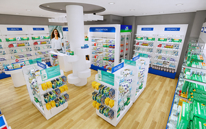Arredamento su Misura per Negozi di Articoli Medici e Farmacie - Product Image 2
