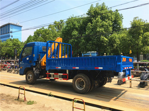 Camión Grúa Autocargable Hidráulico <span class=keywords><strong>Iveco</strong></span> Mini de 6 Ruedas y 3 Toneladas en Venta - Product Image 5