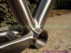 Alta luz titan <span class=keywords><strong>de</strong></span> enrutamiento interior ti marco <span class=keywords><strong>de</strong></span> bicicleta <span class=keywords><strong>de</strong></span> carretera 48 cm cuadros <span class=keywords><strong>de</strong></span> bicicleta <span class=keywords><strong>de</strong></span> carreras - Product Image 6