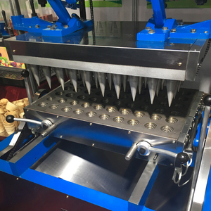 Machine à gaufres italienne pour la fabrication de cornets à glace, de cônes et de pizzas - Product Image 2