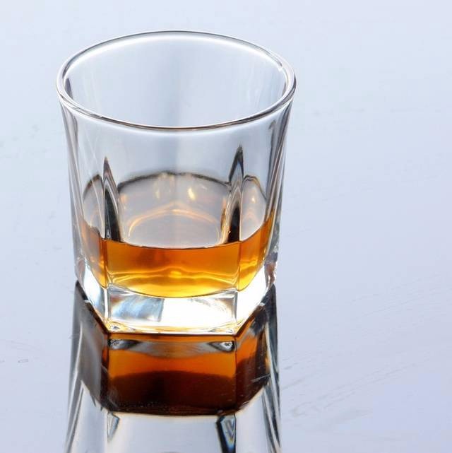 Unique Design Pentagonal Whisky Shot Glass Clear Mini Glass Cup Octagon