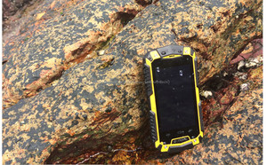 Oinom LMV7 Gorilla Glass Teléfono Móvil MTK6572 <span class=keywords><strong>SE</strong></span> DOBLAN el Androide 3.5 IP68 Robusto Teléfono Impermeable 3G GPS A8 lmv9h lm v - Product Image 4
