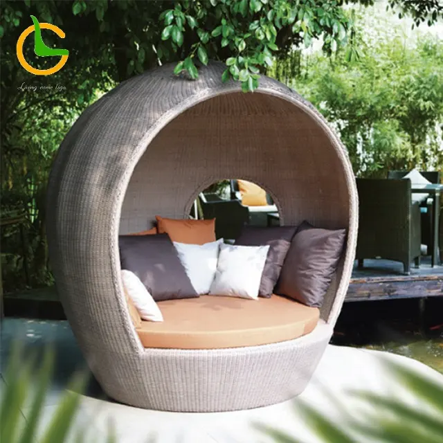 Otel plaj yuvarlak Rattan açık Daybed gölgelik Liyoung rahat su geçirmez dış mekan mobilyası Modern alüminyum çerçeve