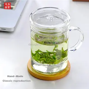 Làm bằng tay miệng thổi chịu nhiệt thủy tinh borosilicate cốc thủy tinh chén trà với tay cầm, tách trà với bộ lọc, rõ ràng kính trà cu