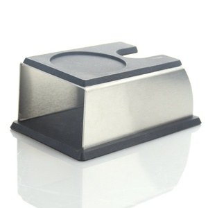 YF19 Accessori Da Cucina In Acciaio Inox Caffè Tamper Del Basamento Polvere di Caffè Maker Cremagliera <span class=keywords><strong>Silicone</strong></span> Pigiatura Mat Caffè Tamper Strumento
