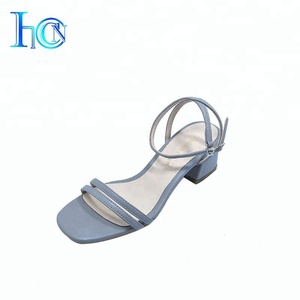 Rifornimento della fabbrica Camoscio Sandalo Tacchi a Blocchi Per La Promenade - Product Image 4