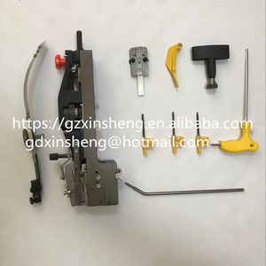 Nouvelle <span class=keywords><strong>tête</strong></span> <span class=keywords><strong>de</strong></span> couture universelle 52/8 pour machine d'impression offset et machine <span class=keywords><strong>de</strong></span> reliure, origine chinoise, vente en gros et au détail - Product Image 2
