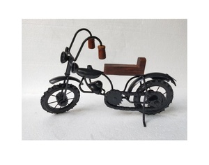 Jouet miniature décoratif en fer, en bois, pour vélo, jouet artisanal - Product Image 1