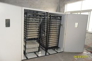 Incubateur d'oeufs <span class=keywords><strong>de</strong></span> grande capacité 8500 oeufs incubateur avec chariot pour les <span class=keywords><strong>œuf</strong></span>s à couver HT-8448 - Product Image 3