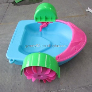 MEY Piccola Barca a Pedali in Plastica PE Colorata (M-051) per Bambini, Uso Esterno, Capacità Massima 100-500kg, Fino a 5 Passeggeri - Product Image 4