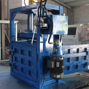 Chai Nhựa Phế Liệu Bằng Bông Bền Và Dọc Máy Đóng Kiện Nén Quần Áo Cũ - Product Image 3