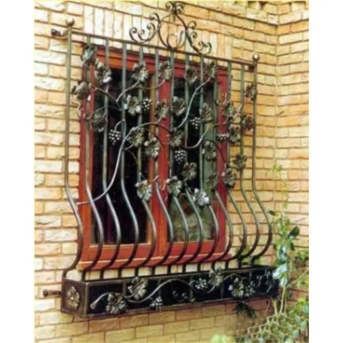 装飾的な錬鉄製の窓グリルデザイン