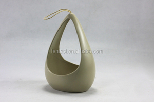China artesanía <span class=keywords><strong>de</strong></span> cerámica cesta forma porcelana <span class=keywords><strong>colgar</strong></span> floreros <span class=keywords><strong>macetas</strong></span> al por mayor - Product Image 5