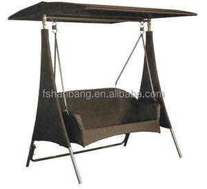 Bancs à bascule en rotin et en acier pour jardin, parc et cour extérieure - Product Image 2