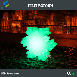 مضيئة البلاستيك الثلج شكل مصابيح للأطفال هدية - Product Image 5