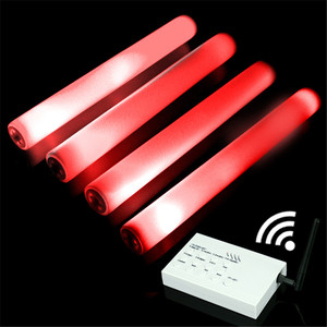 Bastones de Espuma LED al por Mayor, Bastones Luminosos RGB Personalizados con Control Remoto para Bodas y Conciertos - Product Image 4