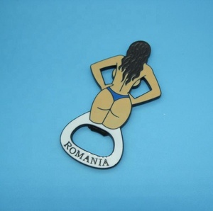 Aimant de réfrigérateur personnalisé en métal, sexy, femme en bikini, souvenir, avec ouvre-bouteille - Product Image 1