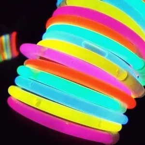 Halloween LED espuma intermitente Glow Stick 4 colores paquete