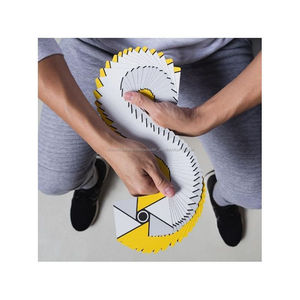 En <span class=keywords><strong>gros</strong></span> et au détail <span class=keywords><strong>Pokemon</strong></span> jeu de tarot cartes pont, personnalisé Résistant Aux UV Impression cartes À Jouer Casino en stock - Product Image 1