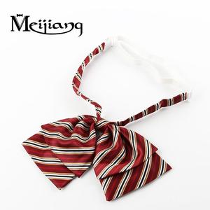 Papillon in seta rossa da uomo | Pre-legato | Classy Men Collection