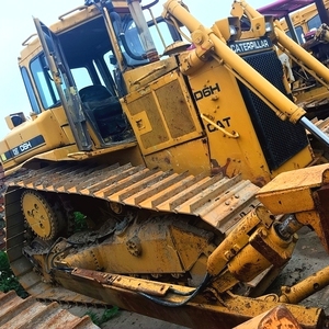 Caterpillar D6H Crawler Bulldozer Condition d'occasion avec un prix bas axé sur la boîte de vitesses des composants de base - Product Image 5