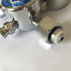 Regulator Tekanan <span class=keywords><strong>CO2</strong></span> Tinggi 4000Psi dengan Pengukur dan <span class=keywords><strong>Flow</strong></span> <span class=keywords><strong>Meter</strong></span>, Berpengalaman 20 Tahun - Product Image 3