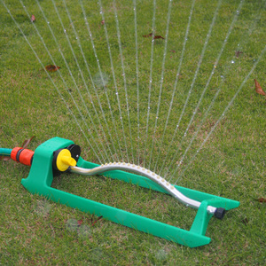 18 Holes Garden Water <strong>Oscillate</strong> <strong>Sprinkler</strong> with Plastic Jet - Product Image 2