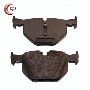 Production <span class=keywords><strong>de</strong></span> plaquettes <span class=keywords><strong>de</strong></span> <span class=keywords><strong>frein</strong></span> à <span class=keywords><strong>disque</strong></span> en céramique bon marché. - Product Image 3