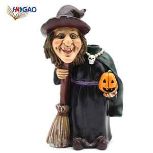 Figuras de bruja hechas a mano de tamaño personalizado, decoración para el hogar y el jardín, muñecas de resina, bruja de Halloween, venta directa de fábrica de China - Product Image 1