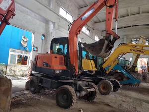 Excavatrice sur pneus Daewoo Dx60 d'occasion 2012 - Product Image 4