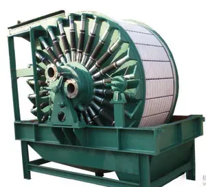 Permanent magnetic vacuum filter using for metallurgy, chemical industry, papermaking