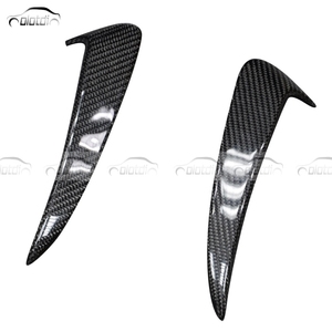 Divisores de labio de parachoques trasero para <span class=keywords><strong>Mercedes</strong></span> <span class=keywords><strong>Benz</strong></span> W205 clase C C300 C43 C63, conducto de ventilación lateral de fibra de carbono - Product Image 3